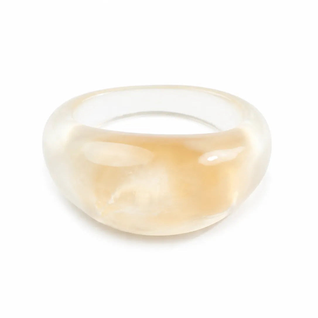 Jelly Mirror chunky resin ring in Transparent beige – product view