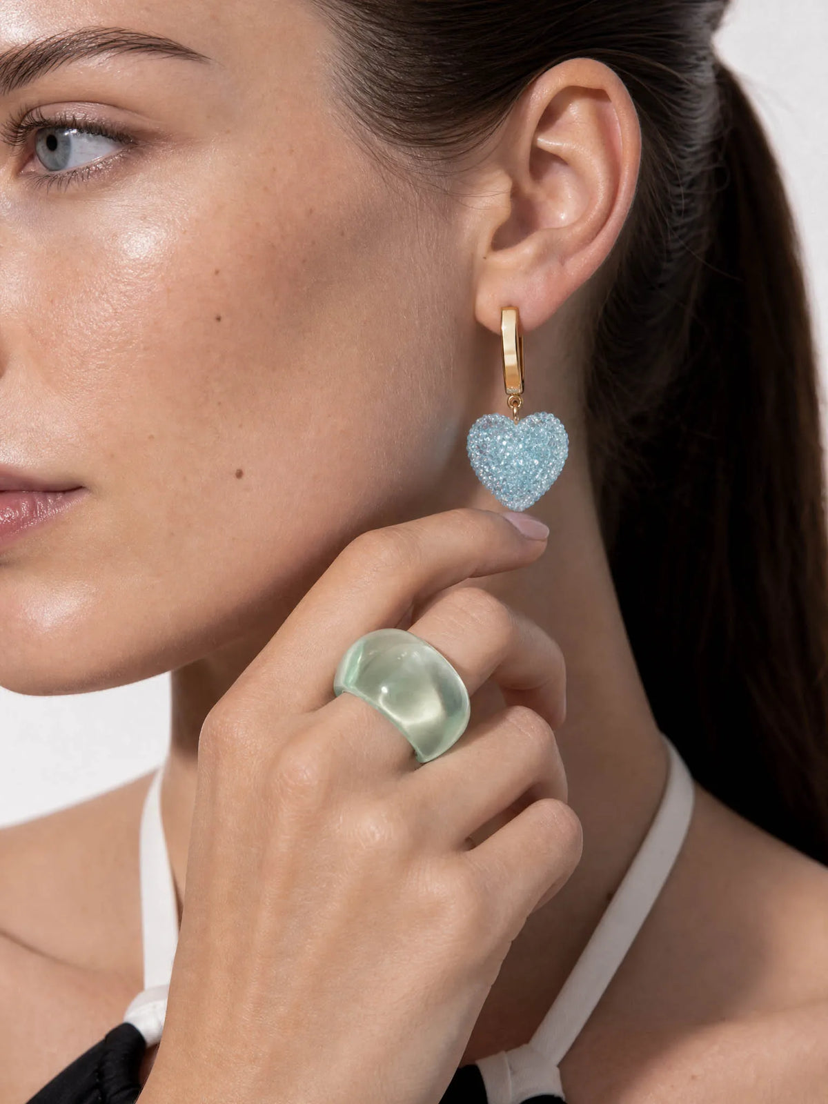 Jelly Mirror chunky resin ring in Transparent green – alternate view